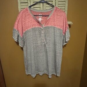 Maurices Heathered Pink and Gray Short Sleeve Top